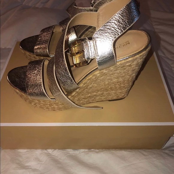 Sold on eBay - Picture 2 of 7